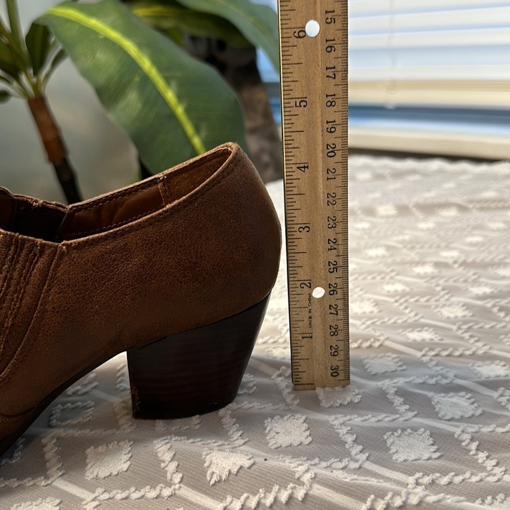 Baretraps Brown Ankle Boots Women’s Size 6M - Picture 4 of 13